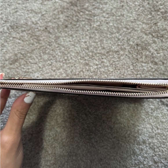 Kate Spade Light Pink Wristlet - Picture 4 of 5